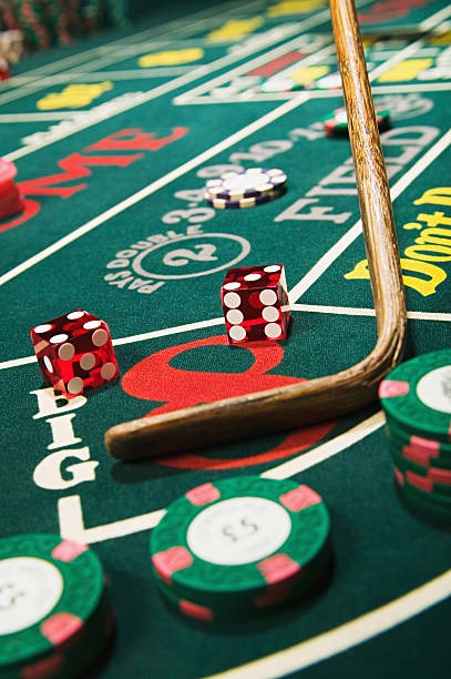 barongjitu platform overview showing football markets, live-dealer tables, slot games, and esports coverage